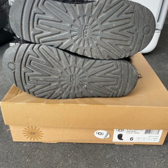 Ugg Lida Mongolian-Trim Boots Size 6 - Picture 2 of 3